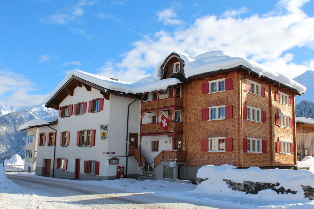 Hotel Pez Regina Lumbrein ภายนอก รูปภาพ